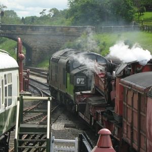 D6700 at Goathland