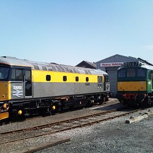 33002