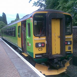 153333 at Stourbridge Town