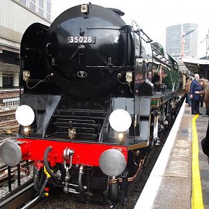 Merchant Navy No. 35028 Clan Line about to leave london victoria for Guildford on the VSOE Luncheon Excursion on 14th February 2009.