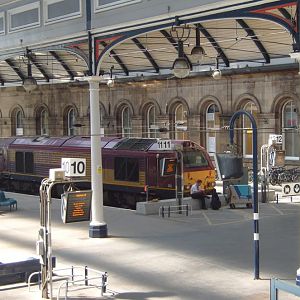 67002 'Special Delivery' sits in Platform 12.