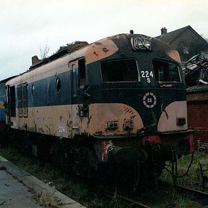 224 Ballymeana 11 1993
Awaiting the cuters torch along with 103, and Cravens ballast wagons