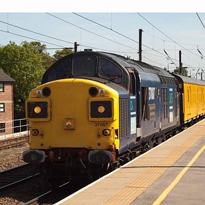Back at NTR, 2Q88 made its third appearance, again the split-headcode loco leading.