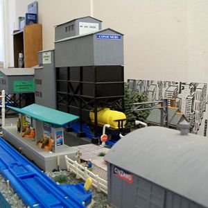 Consumers station and (rail served) industry.