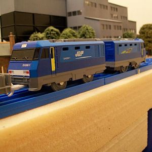 EH-200 "Blue Thunder" electric locomotive, Japan.
The two locomotives are permanently coupled Bo-Bo+Bo-Bo and spend much of their time hauling tank w