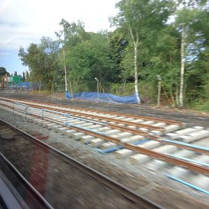Approaching Southampton Parkway just before carpark
starts. New pointwork ready to move across.
