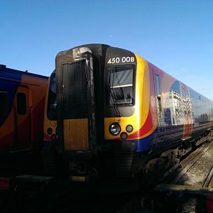 450008 rests on a saturday at Wimbledon