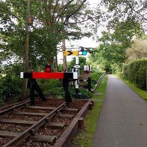 Nast Hyde Halt