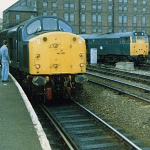 40121_HU_198x.jpg