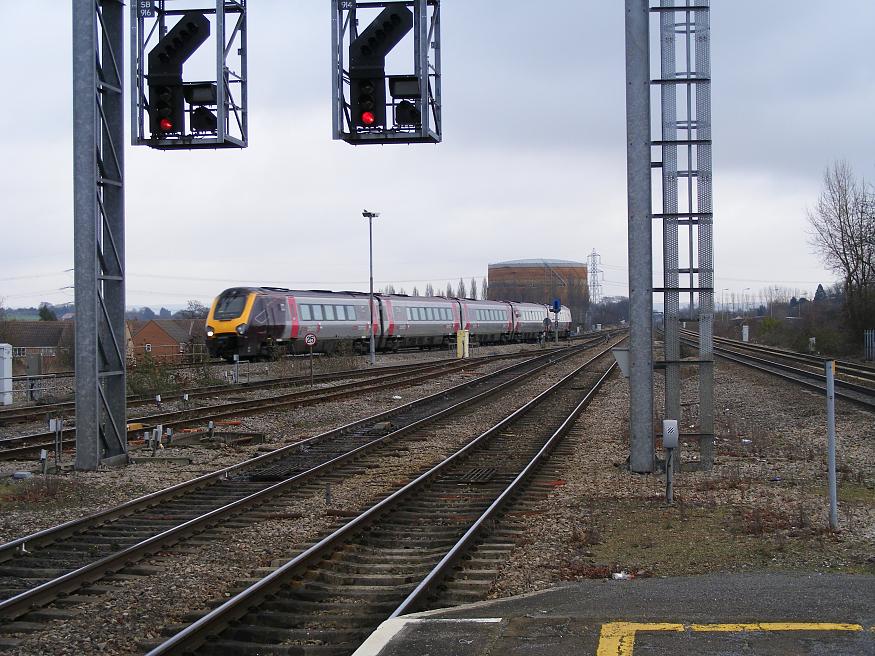 220 at Didcot East Junction