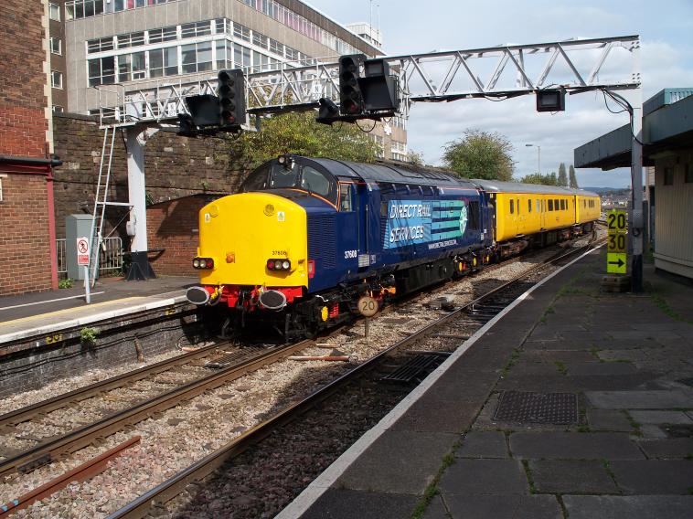 37608 test train 3