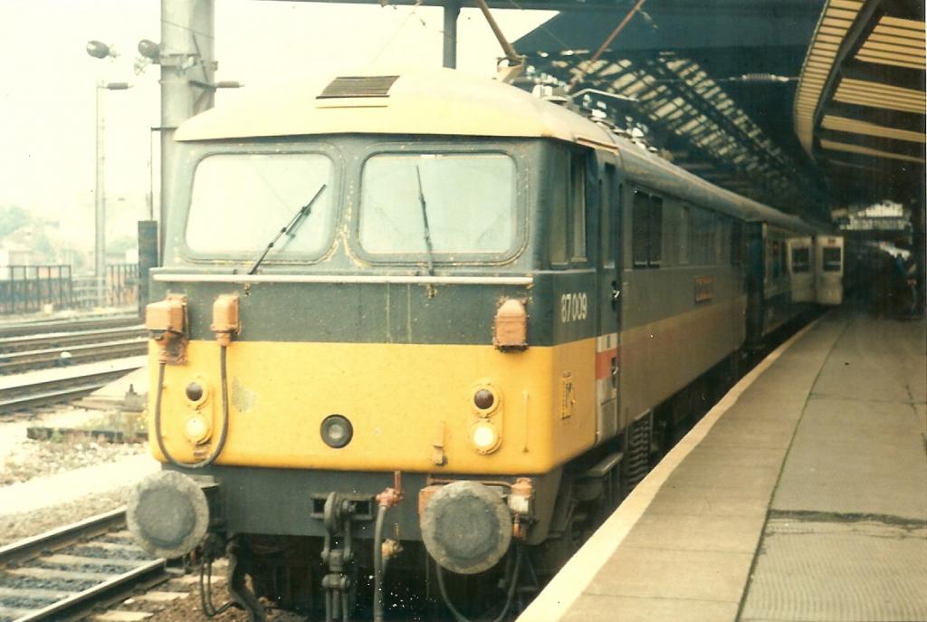 87009