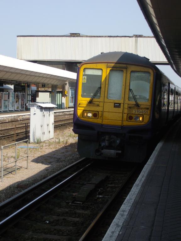 Guess Station 7