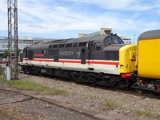 27438017226_815aa081eb_n.jpg