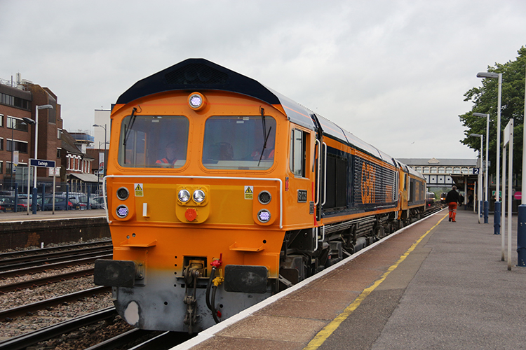 emd_8480023_75.jpg