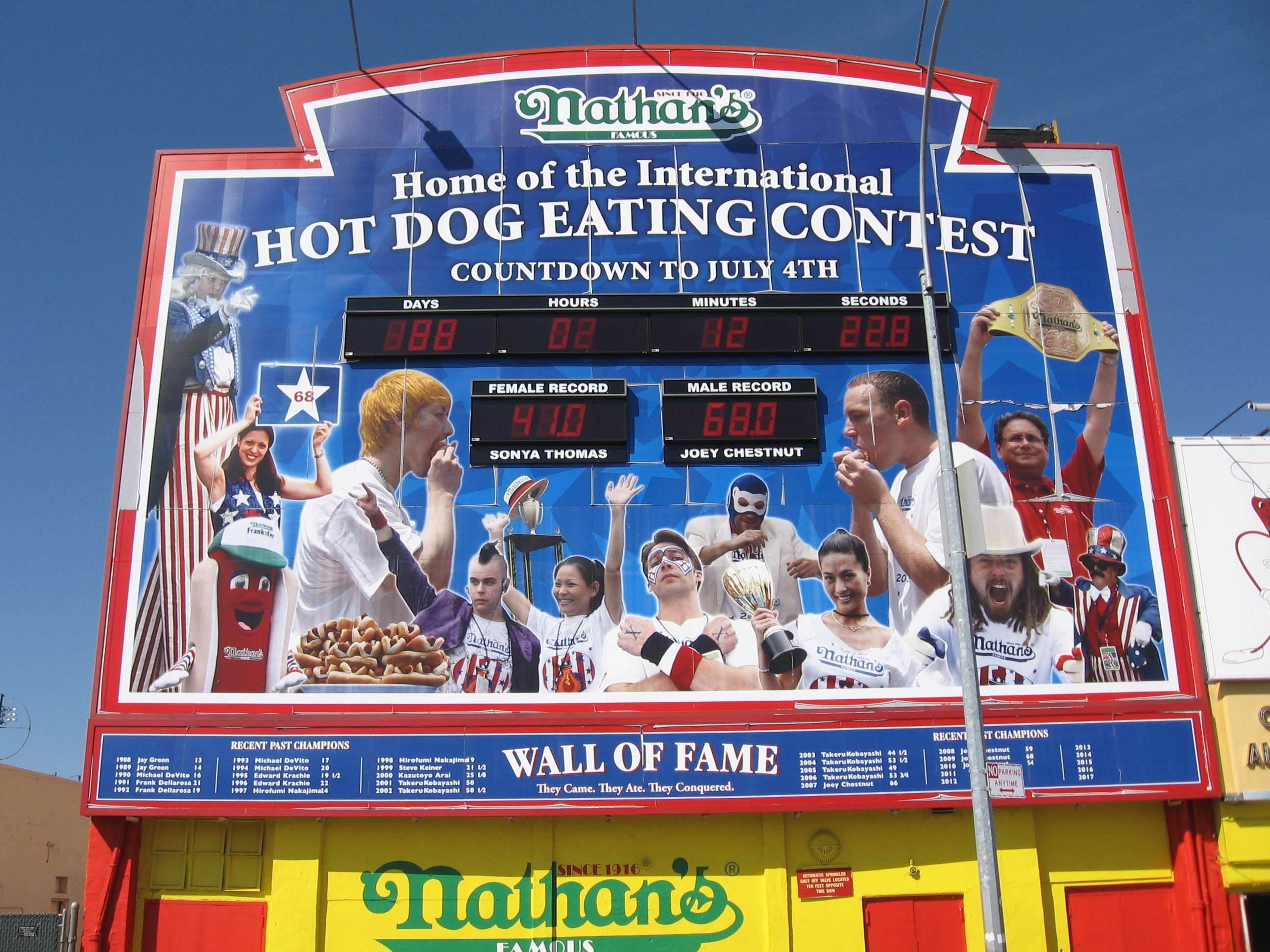 hotdogh.jpg